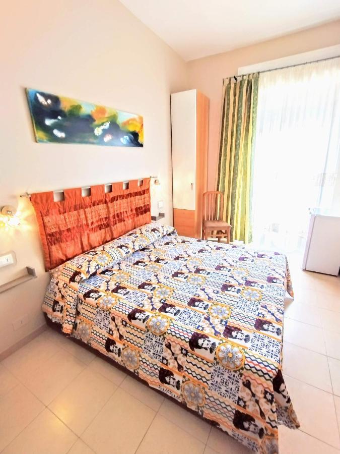 Bed&Breakfast Delle Palme Trapani Exterior foto